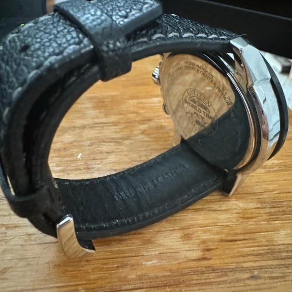 CITIZEN H820-S103959 world time eco-drive black solar quartz mens leather watch - Picture 8 of 11